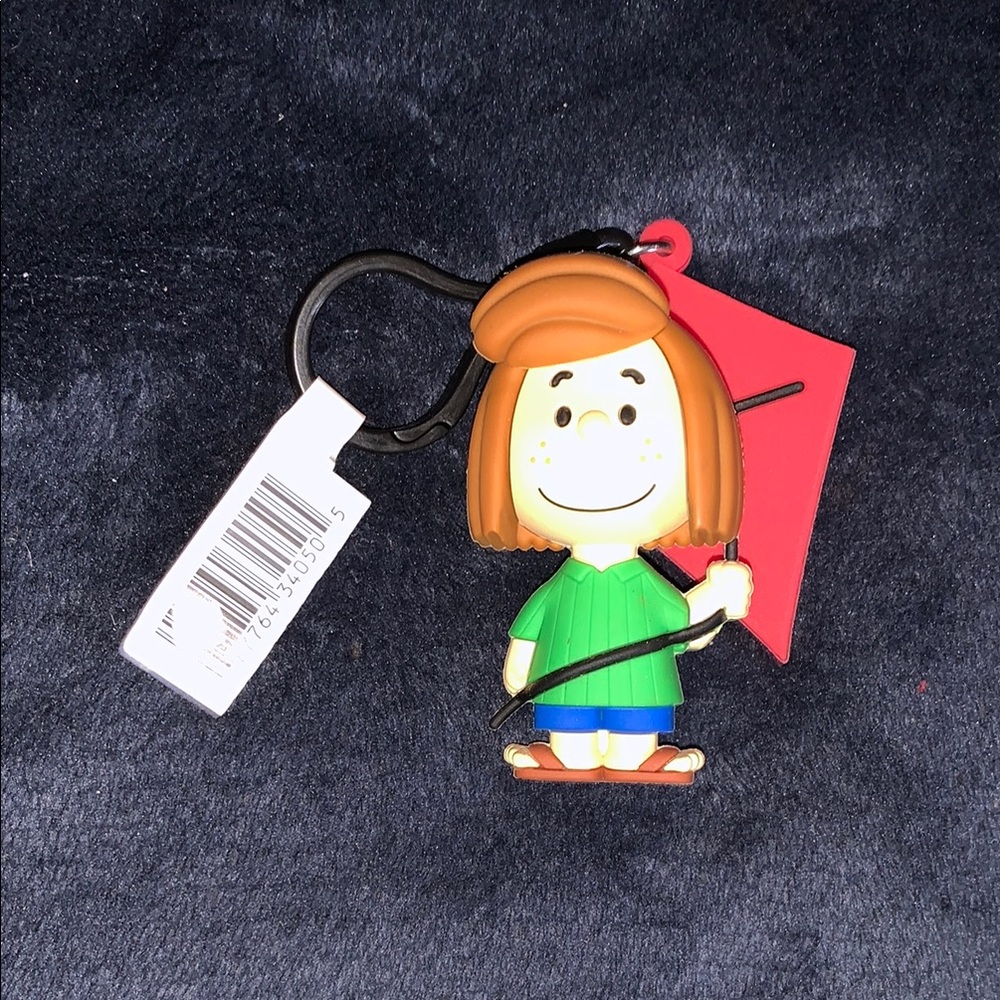 🪁 Peanuts Peppermint Patty Christmas Ornament with Green Shirt and Red Kite